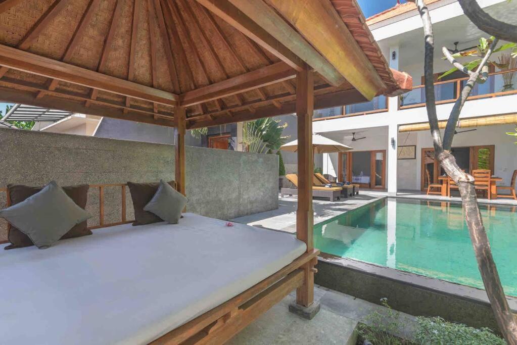 Villa Royal Singaraja Kültér fotó