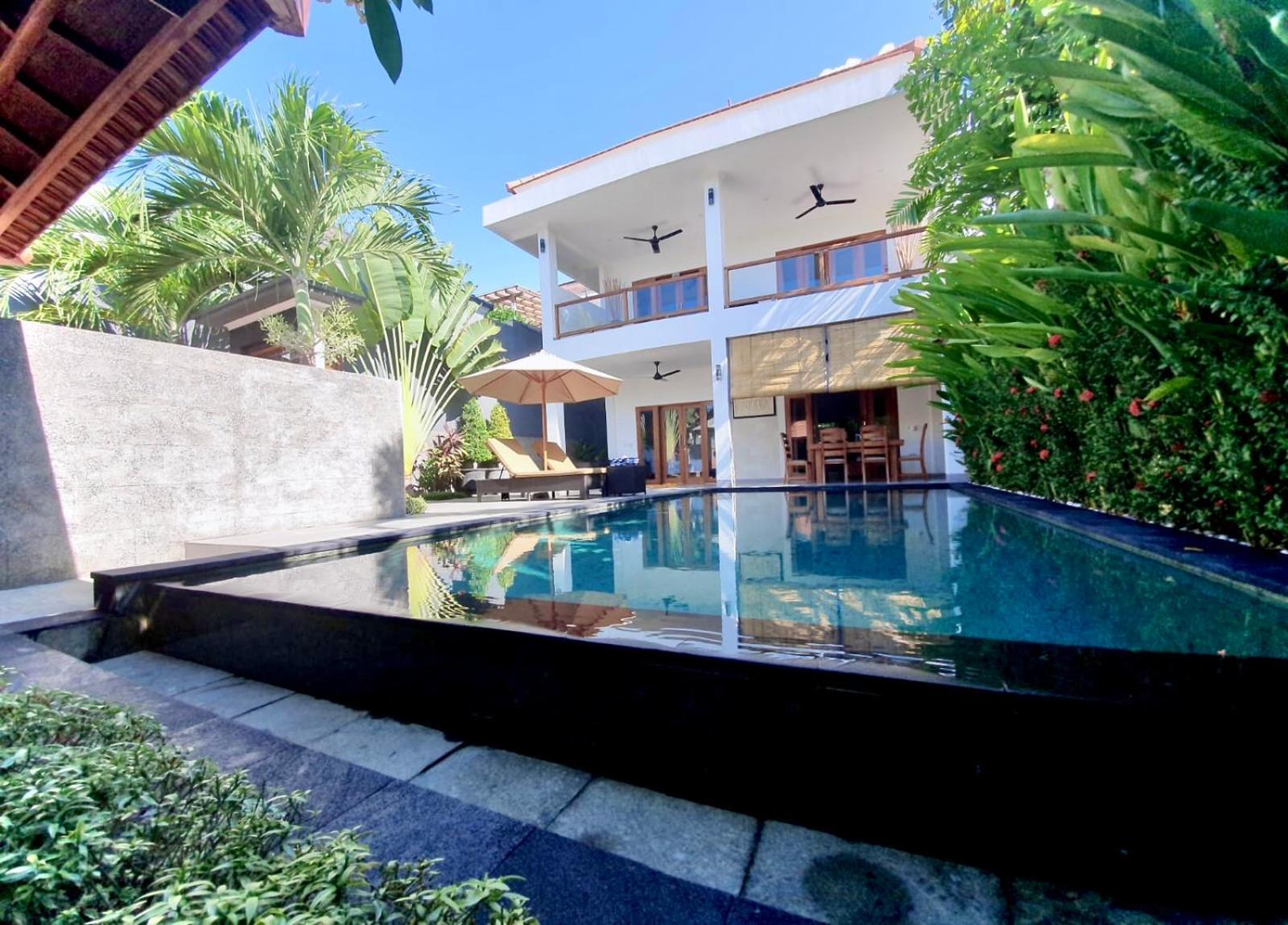 Villa Royal Singaraja Kültér fotó
