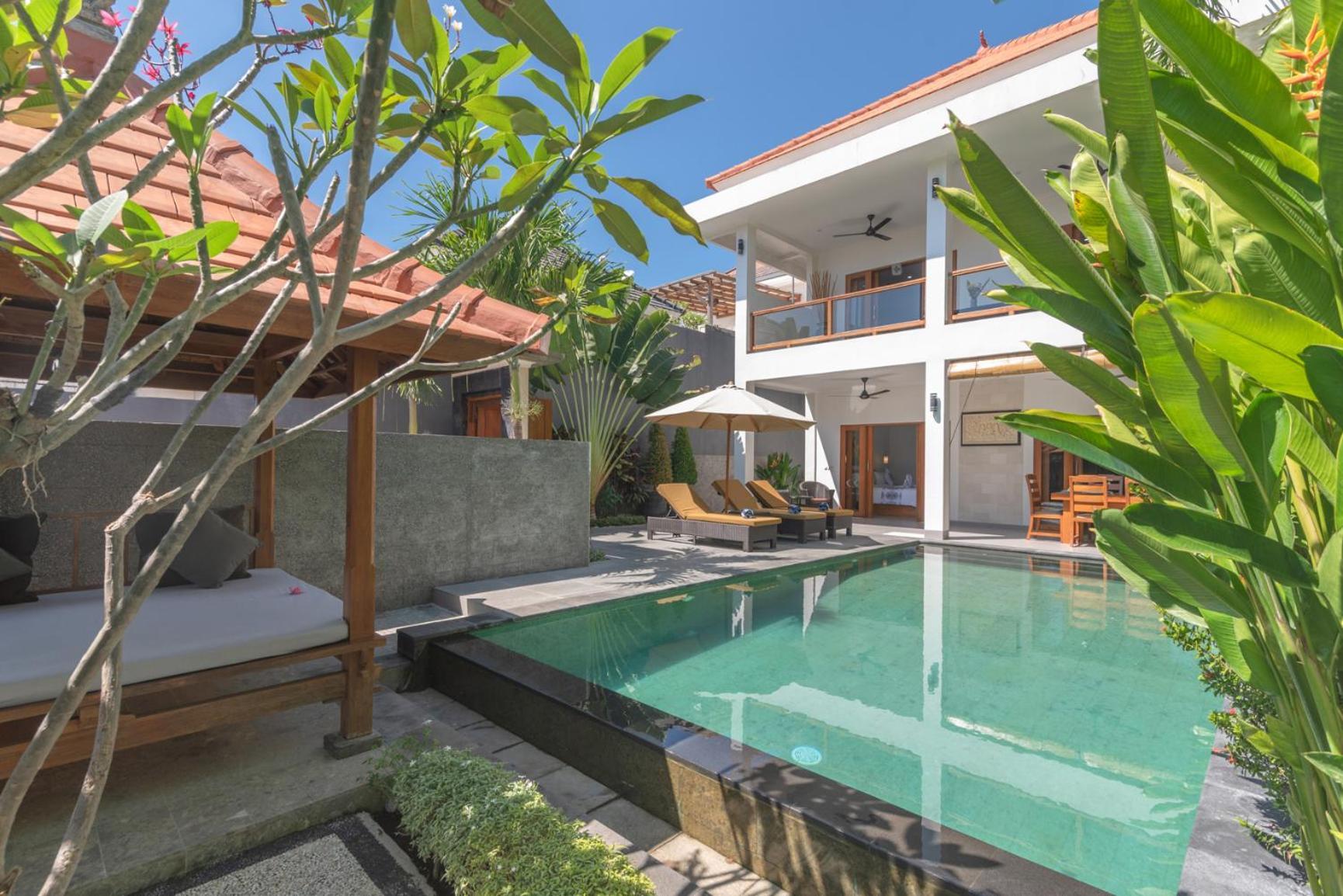 Villa Royal Singaraja Kültér fotó